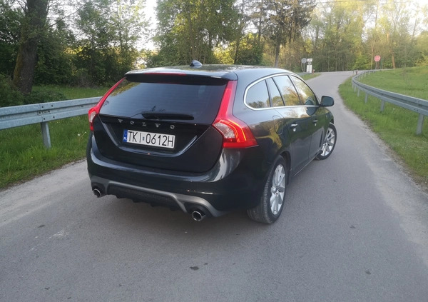 Volvo V60 cena 49500 przebieg: 254000, rok produkcji 2013 z Radymno małe 191